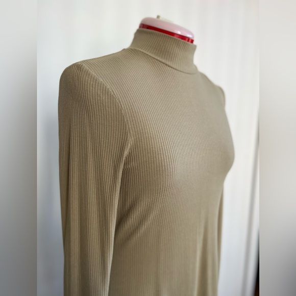 & Other Stories Turtleneck Dress - Picture 4 of 9